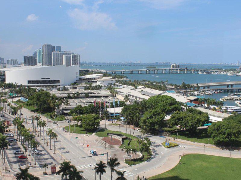 905D215E9B2C1745EF65B3ACBAC397BB