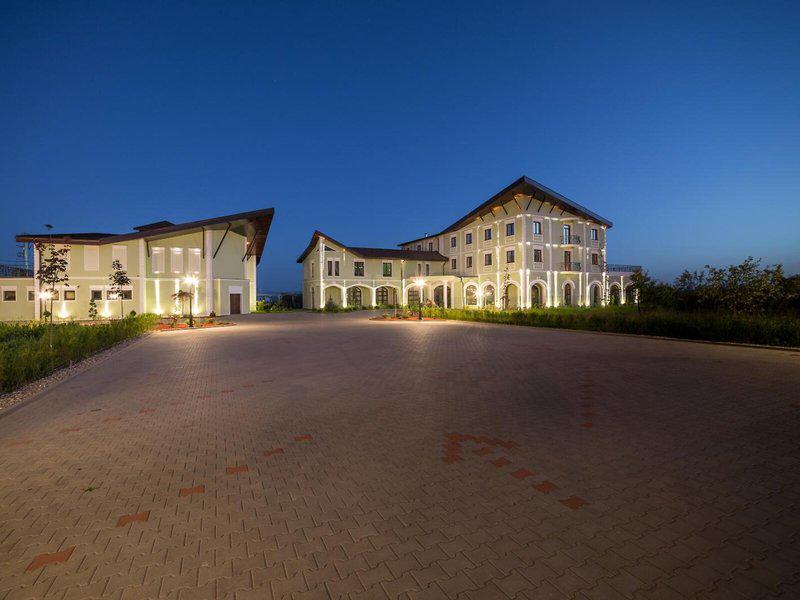 0896C632AA6E964B7F051A47FDF7F0F9