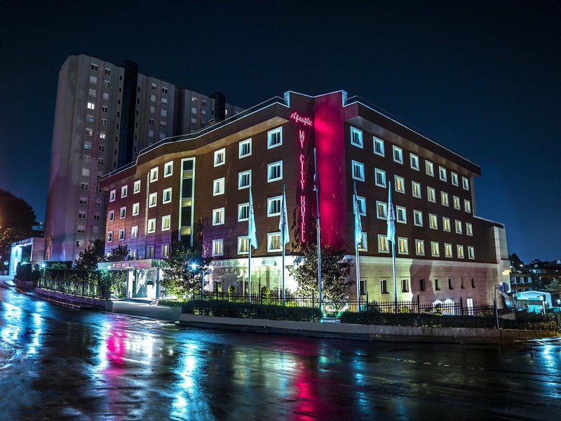 218ADAA302BFE597D666CF6B7CF8344A