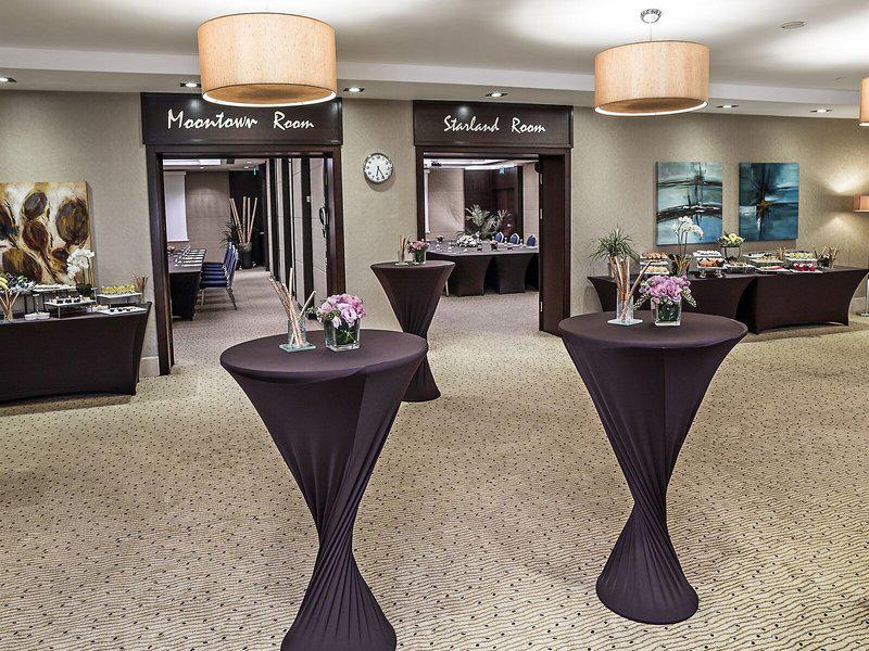 51E15AA5B05E641DAA3543979C645808