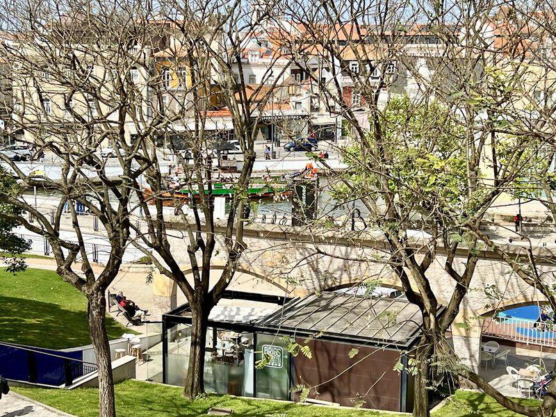 9D12173CA781BE0870020EC60E36C1AB