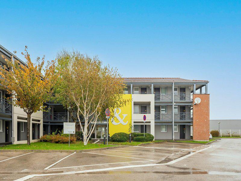 6767A7A07085DB82710621AAB691CA83