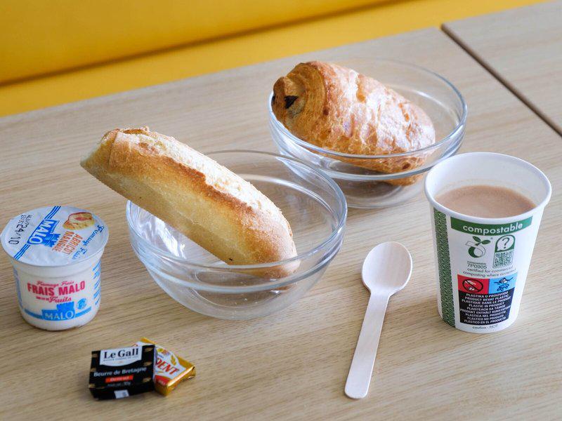 F5CA7227FC1B20E584F801F108EE5C82