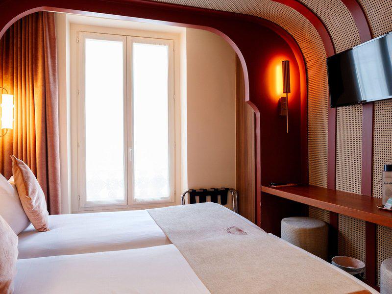 1877A0E8F615EC353D1AC2B05C2450F1