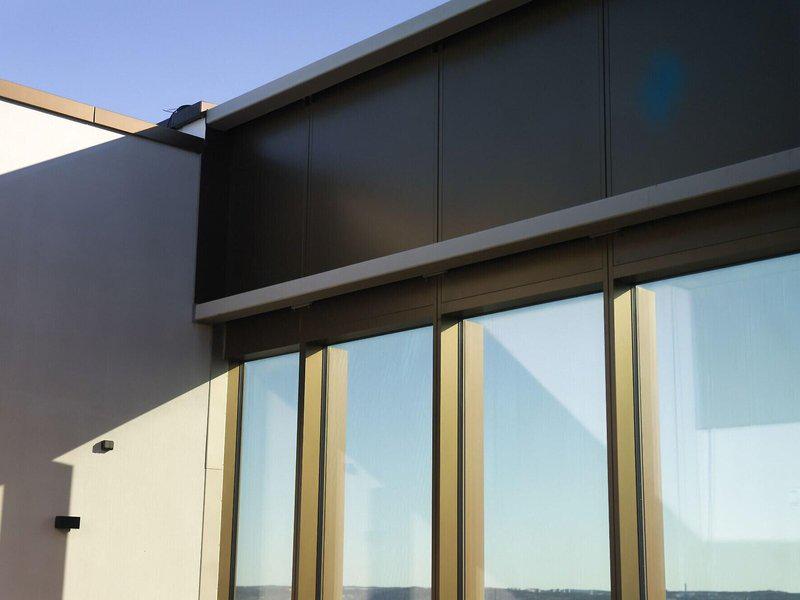 1E45E9060DB961A64D79392B873A5D85