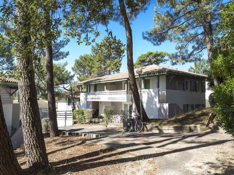 A521C21DE6EA755DA9B1FF01CB47E89D