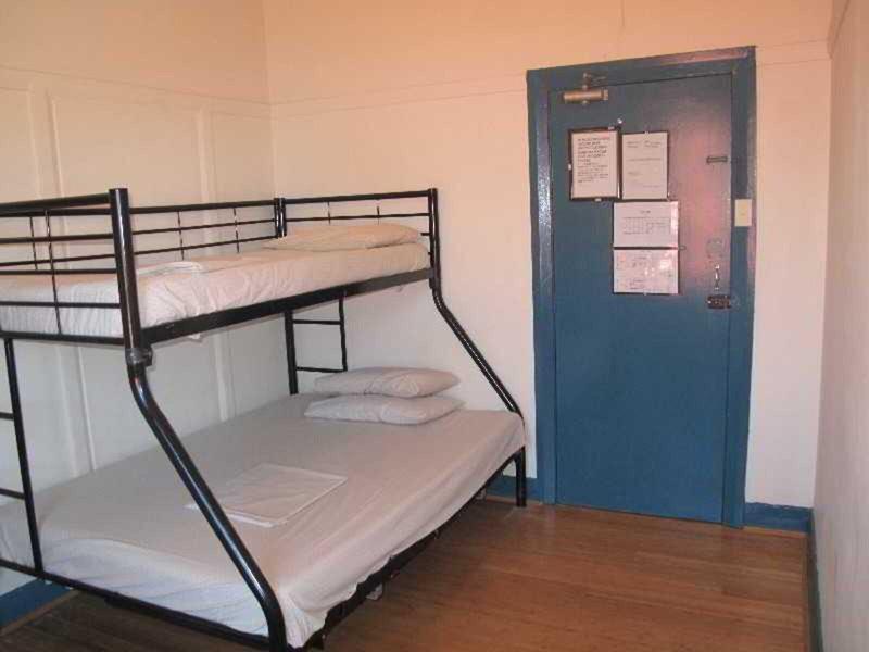 C8363098D4A21025C26D49F9824198DD