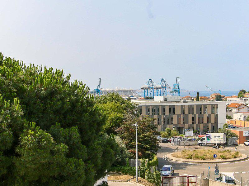 51D272A9F0704245E0A5AA42CBCF88A7