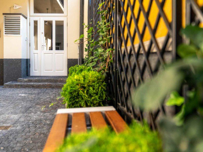 42E66A66995F7035E4BDEBAD717769DB