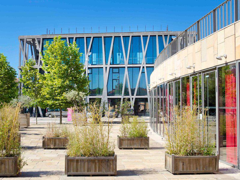 EA3AC2C4AE60B929BFC09F4A1EB0270C