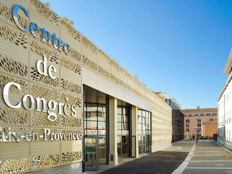 3068B596CDBD3C44CF20D0057E1E2E51