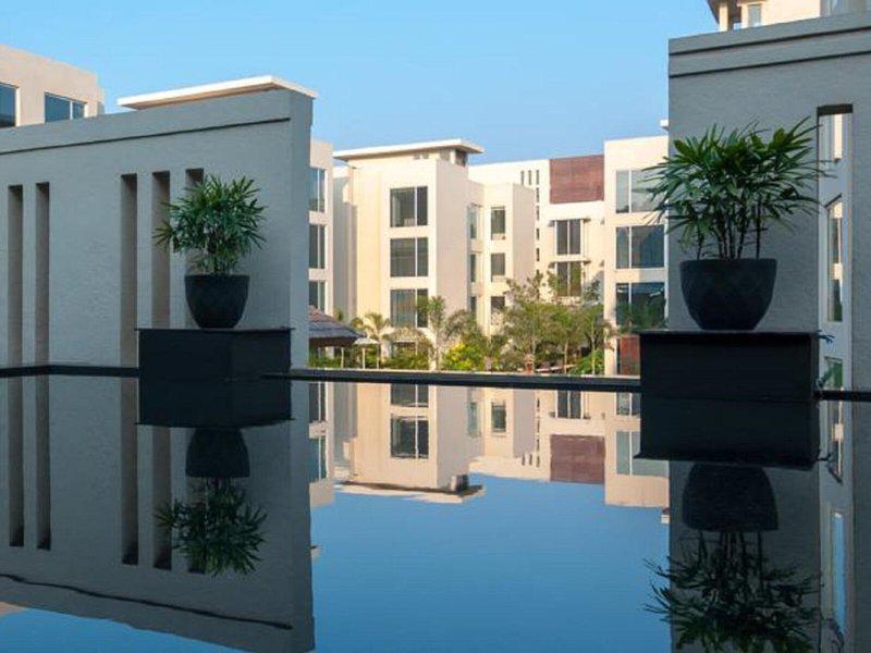 CB5F4665047A49B6E13E9CD43C60A09E