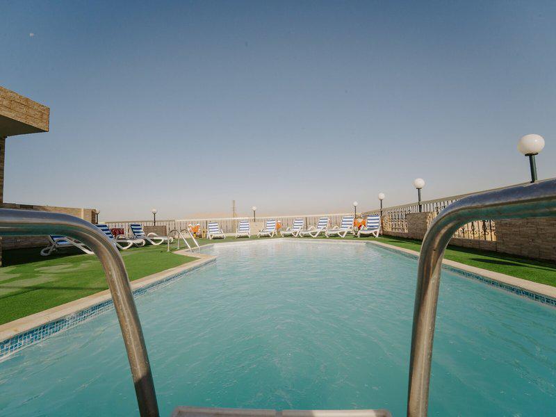 6480CF61ECD49C4193EDC692ECF7F394