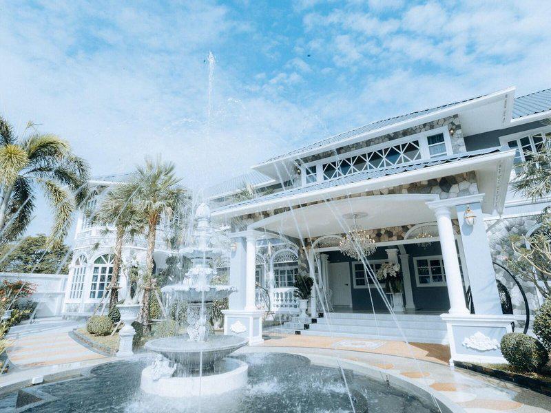 C74BE4DCD1B564522EE9C016E5653F50