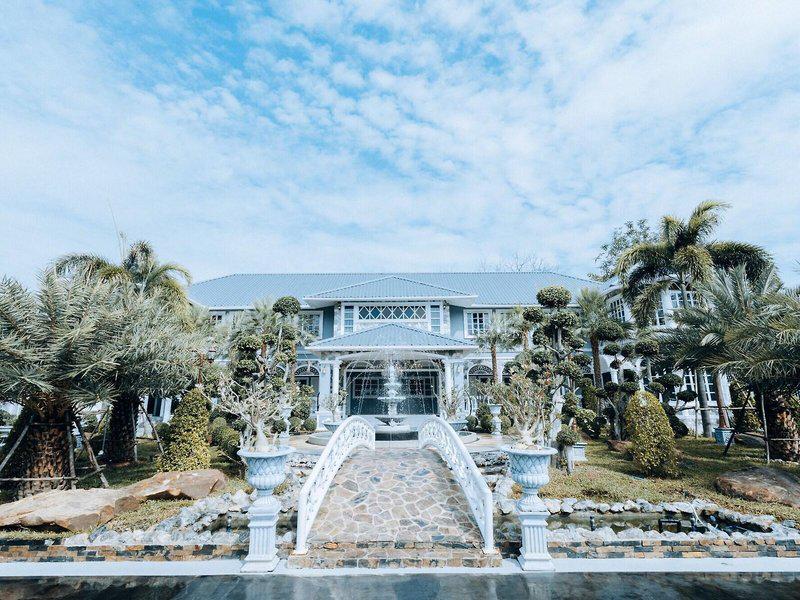 993DF61C07F0A8A217D1BE7449DBAB50