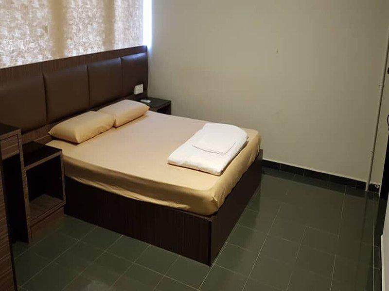 B13B73CD0B6BFF0333858AE4A3C229D7