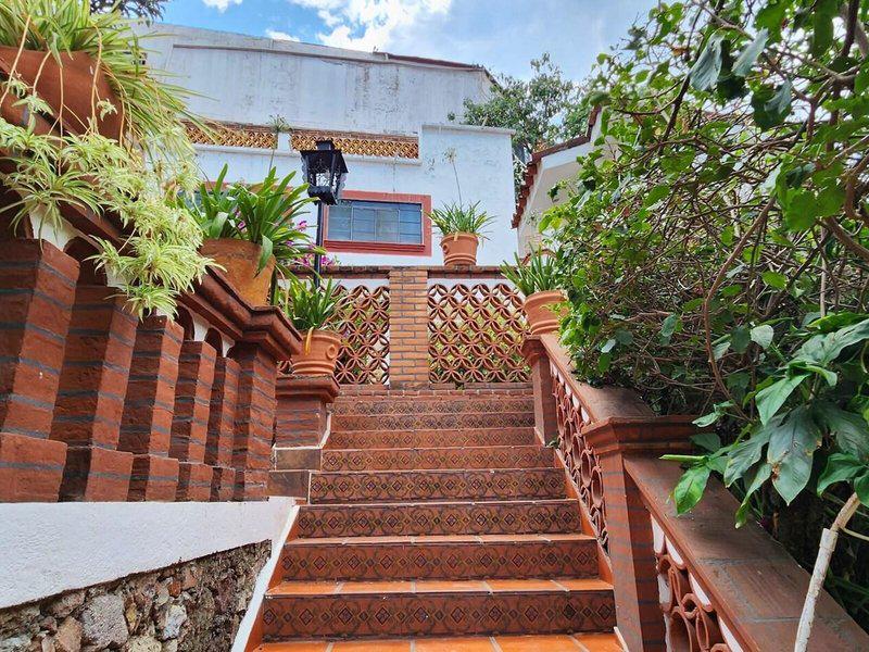 7AD2DA4B5FC0E2E1ADB376C90AC6F088