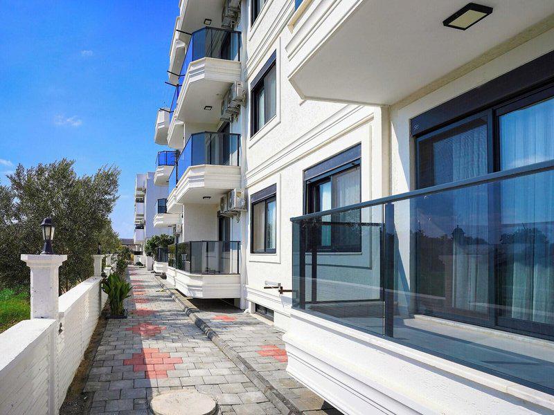 77AFBAE540788E6FCAFFDD5D4DFACA4C