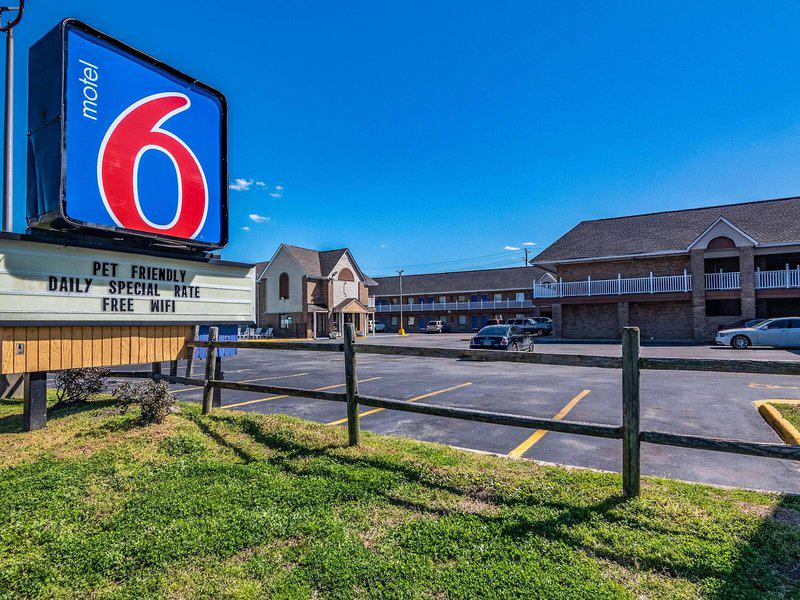 55C5FCB42D47E3B0EBECFD38492EAF76