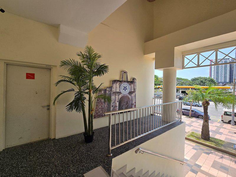 EC30B4FA0822F4C7B6EC14052B21D8BF