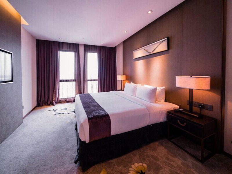 1B2591656F06768E58A4A85A1E8A1EA8