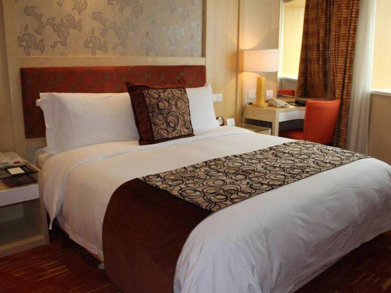 24BA407600CAA565F453D4696861C5BF