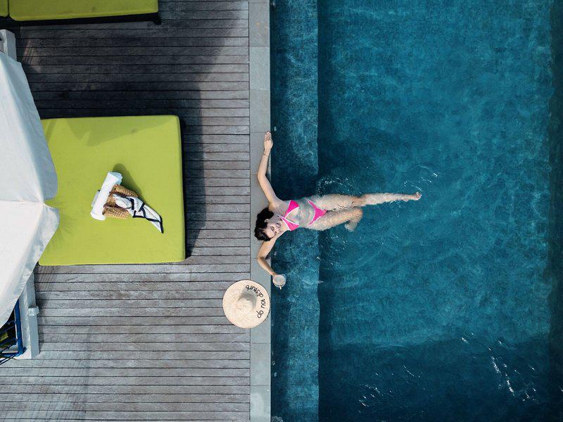 717BB3836F3FDED68D1F80919DDA42E9