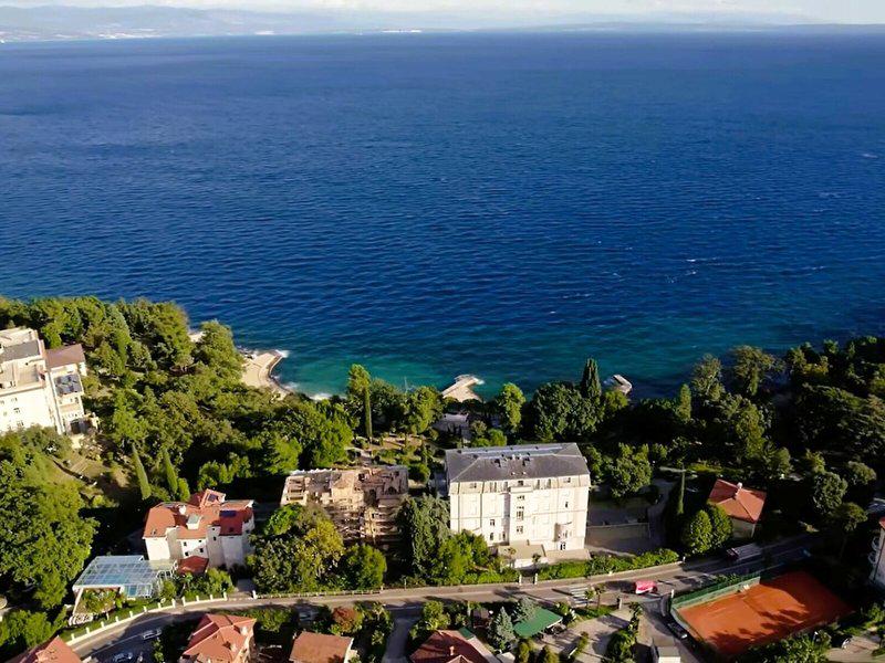 D691EE5DE344046F1A541489DA19F3E8