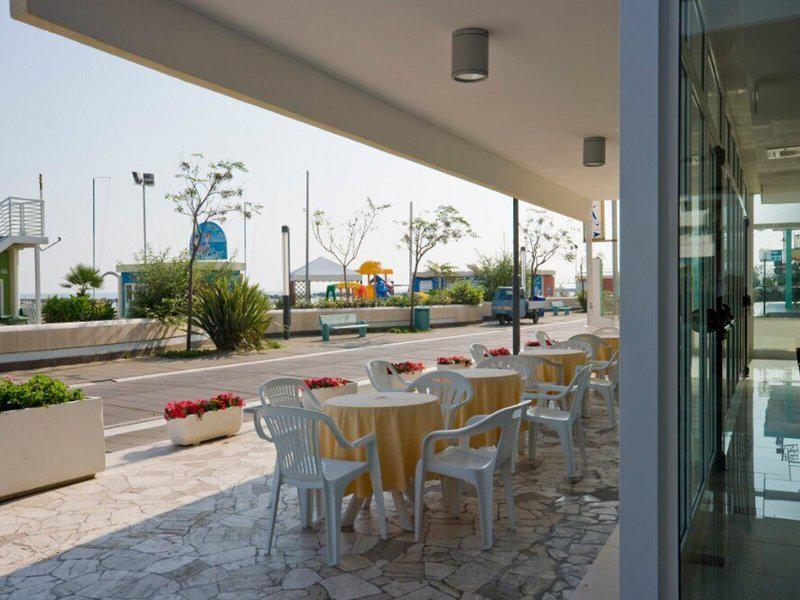 8099CED00EE61A605D614887C6902532