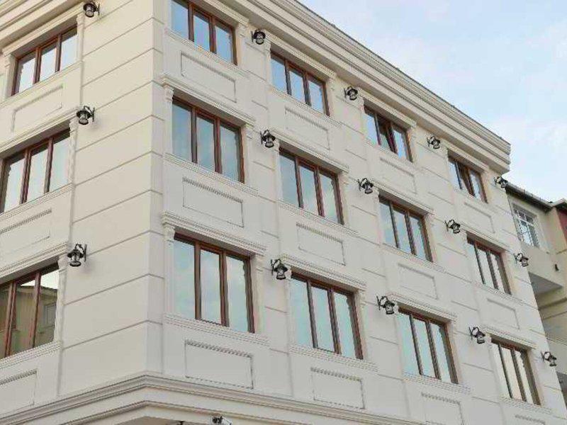 327C24B4BFAF5855F35C48B5996F5578