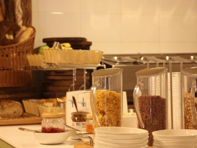 DD36236E964C78662089706431F93768