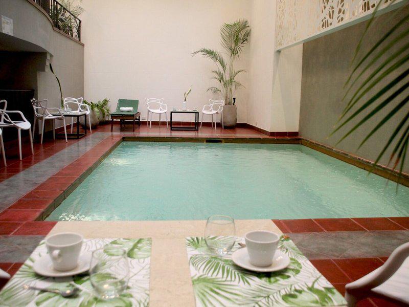 C85AC0CE74CE5FDFB2BB86EBF4F1599C