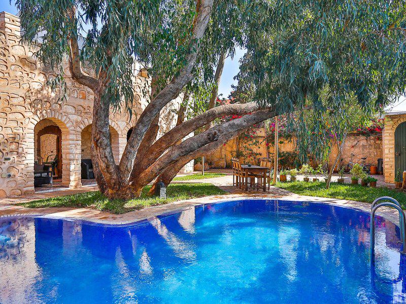 2B168509B4FCBBECFD82E9E72A20ED39