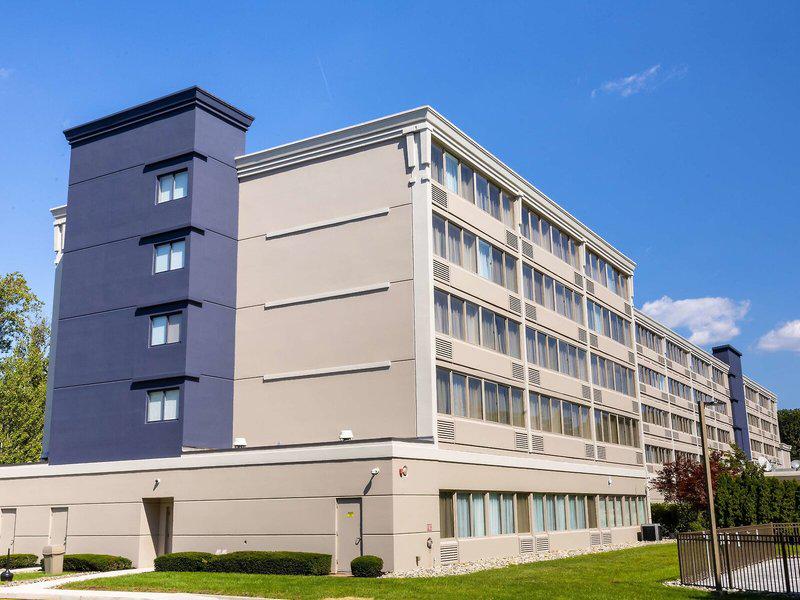 2E2D95A95DBA37568F935E8AF1F40DD9