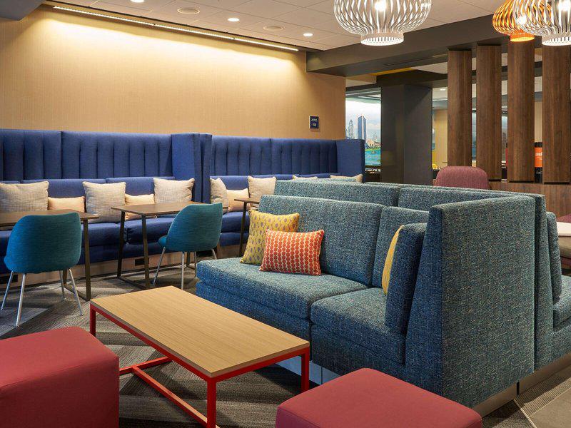 42A785C0EDD92F3C2695E66E7F8E4151