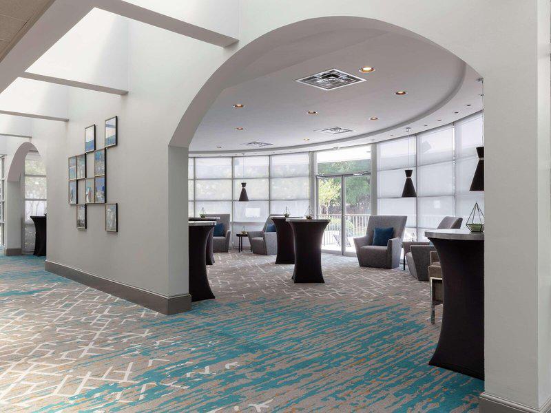 07AD2D1AF9E49D5F884DA724DC12233D