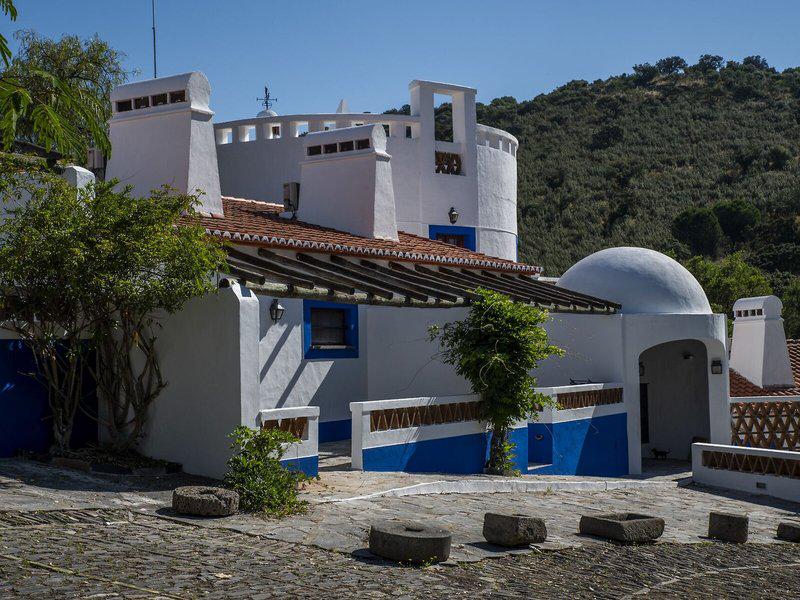 F124AD666D0E9B78CB0DFB298B1EA576