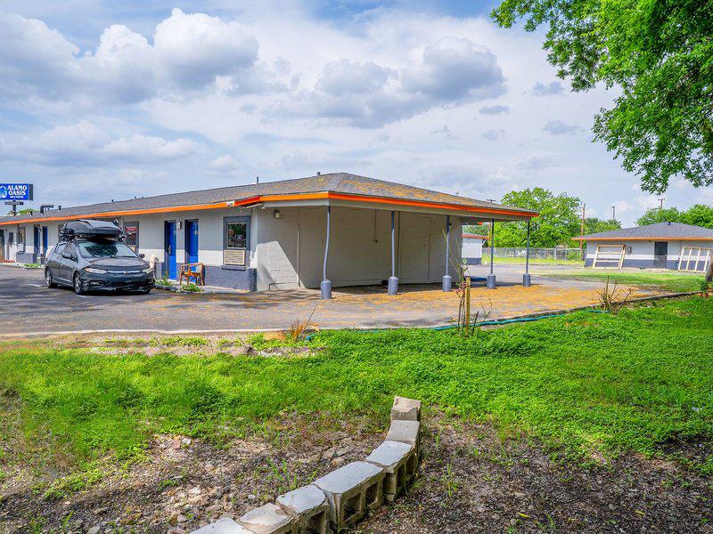 B6F5F1EAE1D45EFC9DF1FE13379FAF18