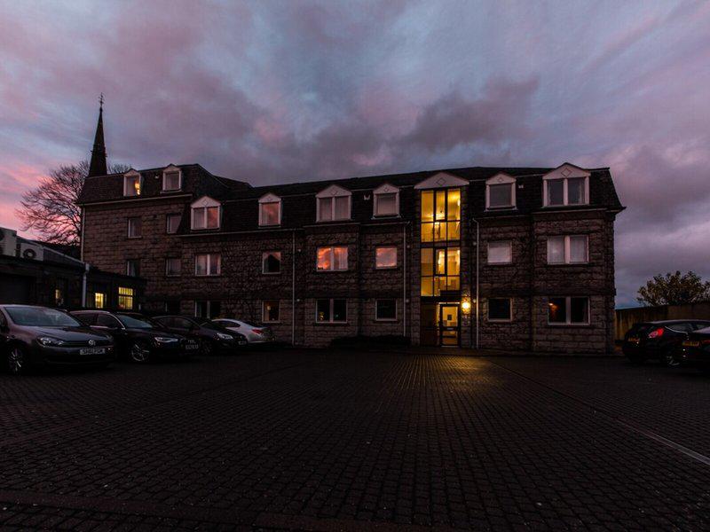 7147589132AA3AD0CB8D7678E5D63CF1