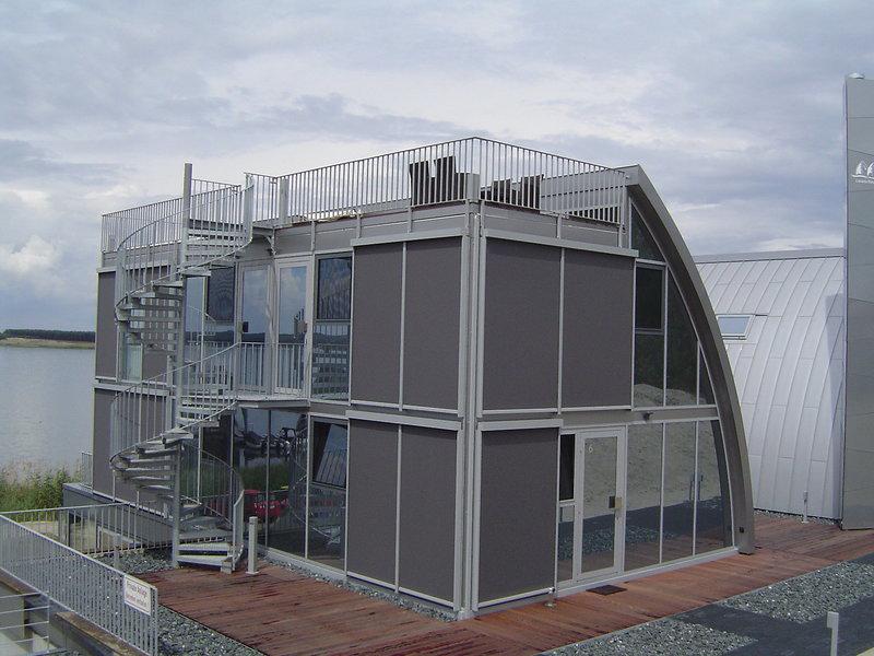 DF813B327A5BAABD9D25E626D501FE2C