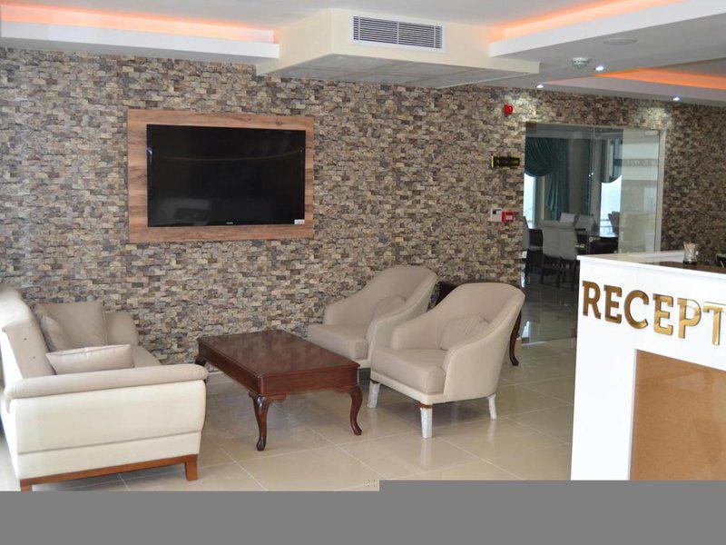 5DF902A6C44E2AAD3C1E78BA827247EF