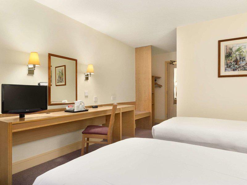 BCD394BD4FBD05312905A8469087F066