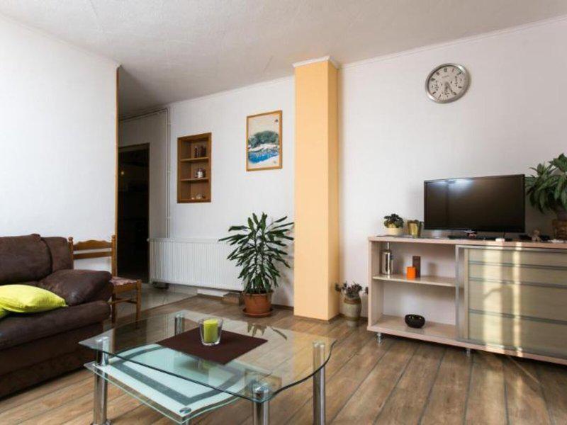 587B565A18997172114216BED2B6FFD9