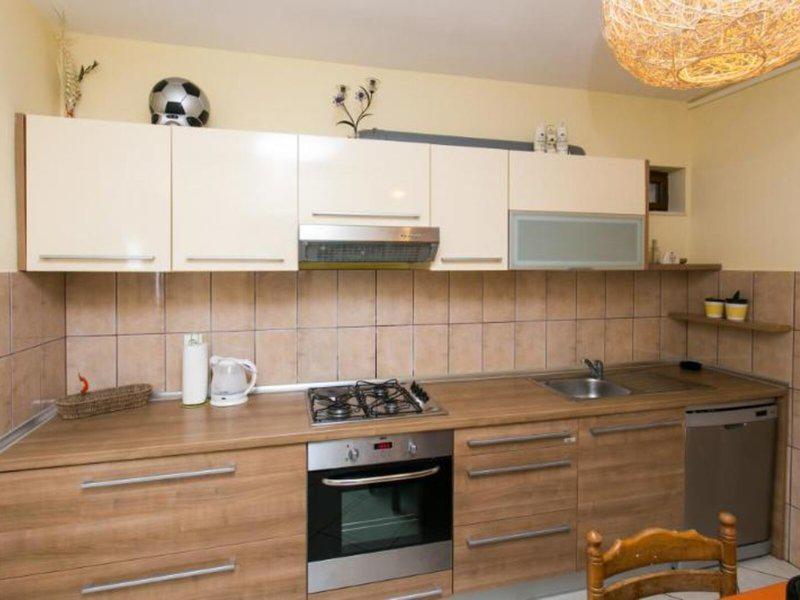 0D520836AF73D267D7B0044C61FE9BEE