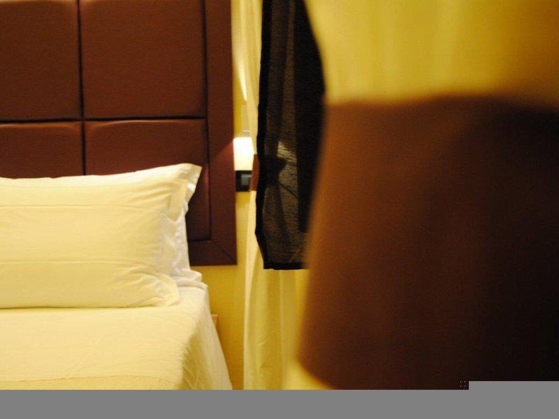 C22270AB040FDBDD80351577246F5C3A