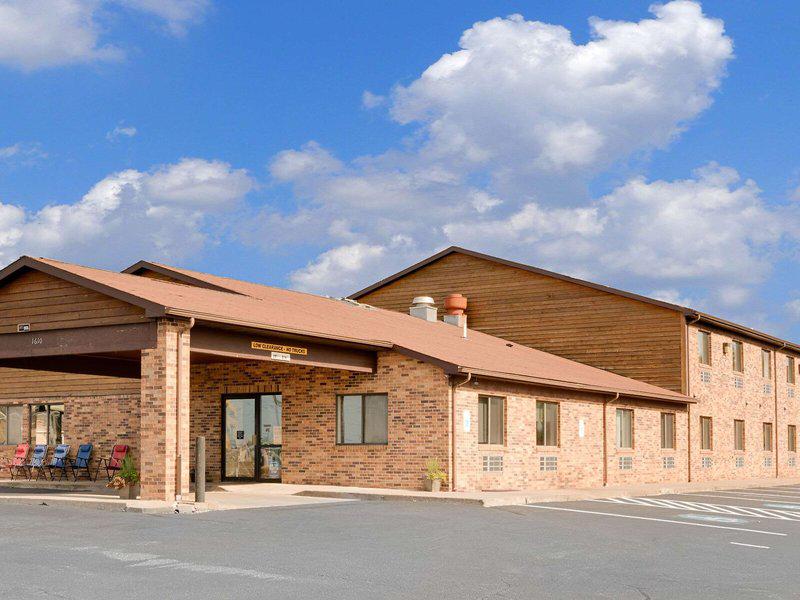 1C5A5F0D1C5AB9A97A77541F273A7596