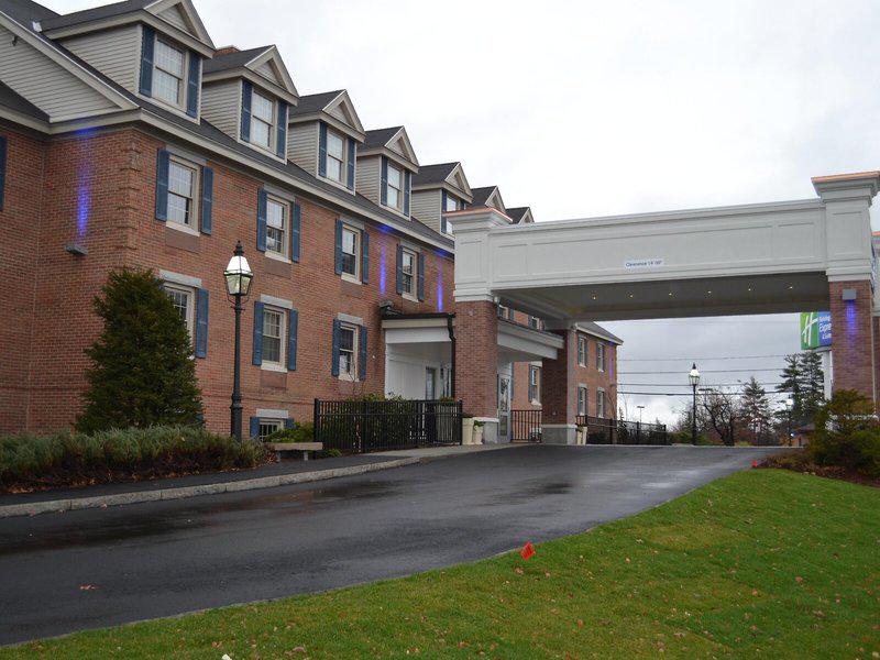 1514618F32011000CF49B0E42E94A5F3