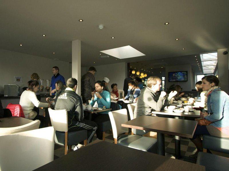 E02C09383DF08C1B0286A0372C5F10C6