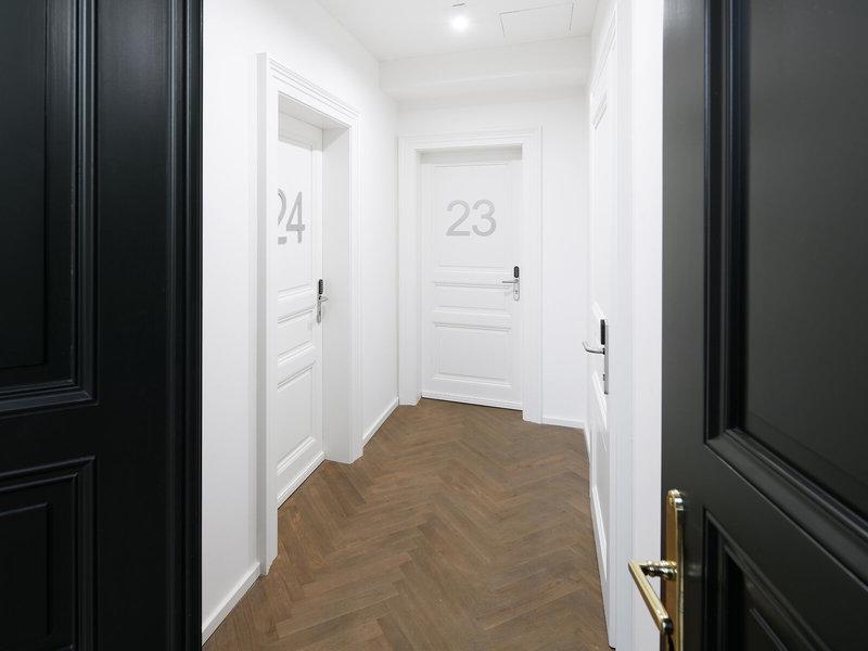 940A3732FA237299F2748895DC8704F8