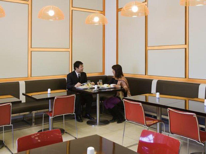 A8D75C800EA559C1593E52F99E733CEB